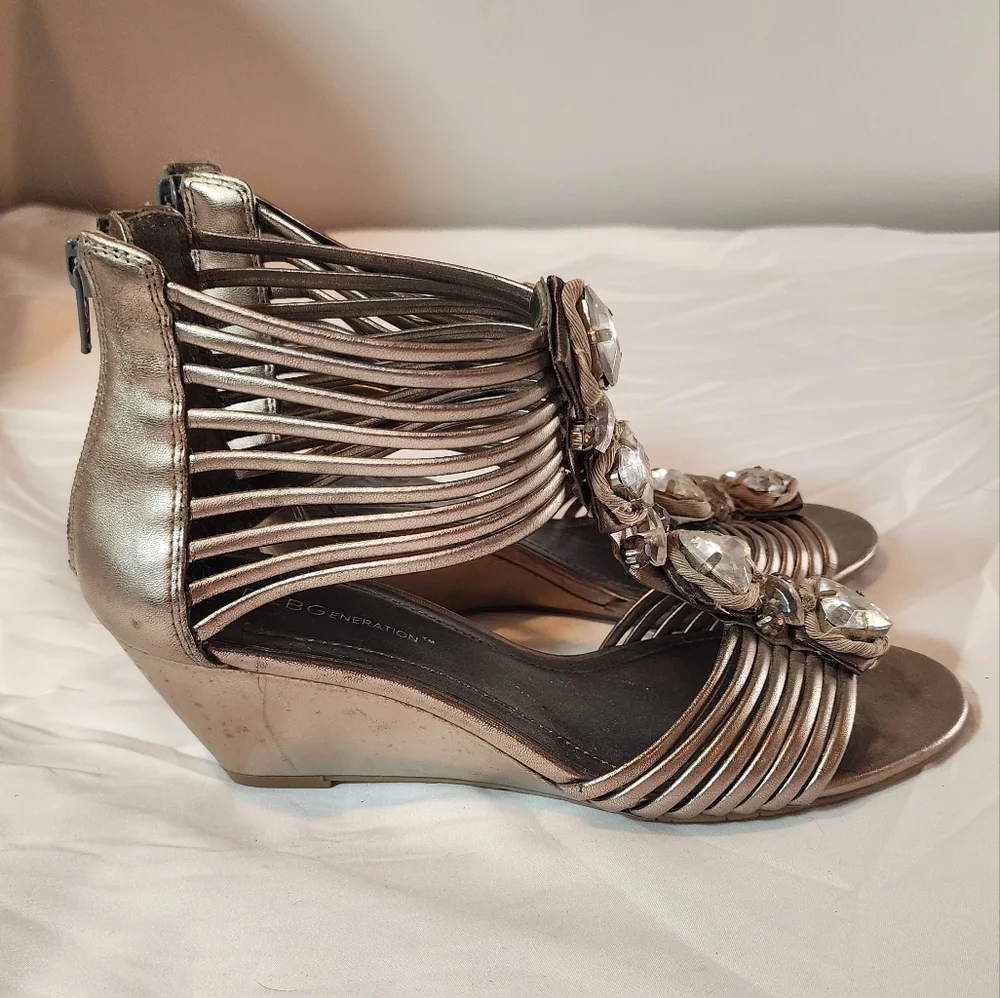 BCBGeneration silver wedge
